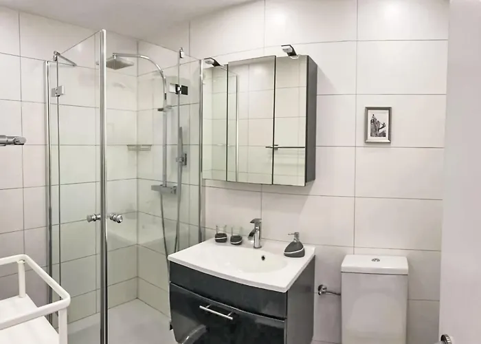 Flaminia-3 By Interhome 公寓